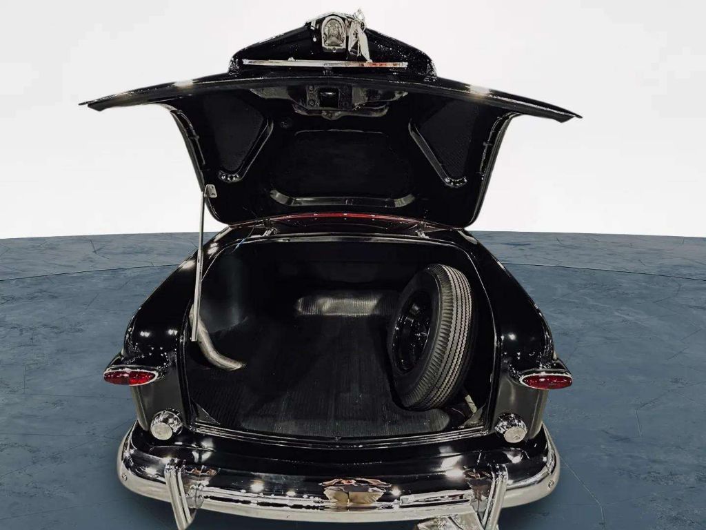 1950 Ford Custom 28