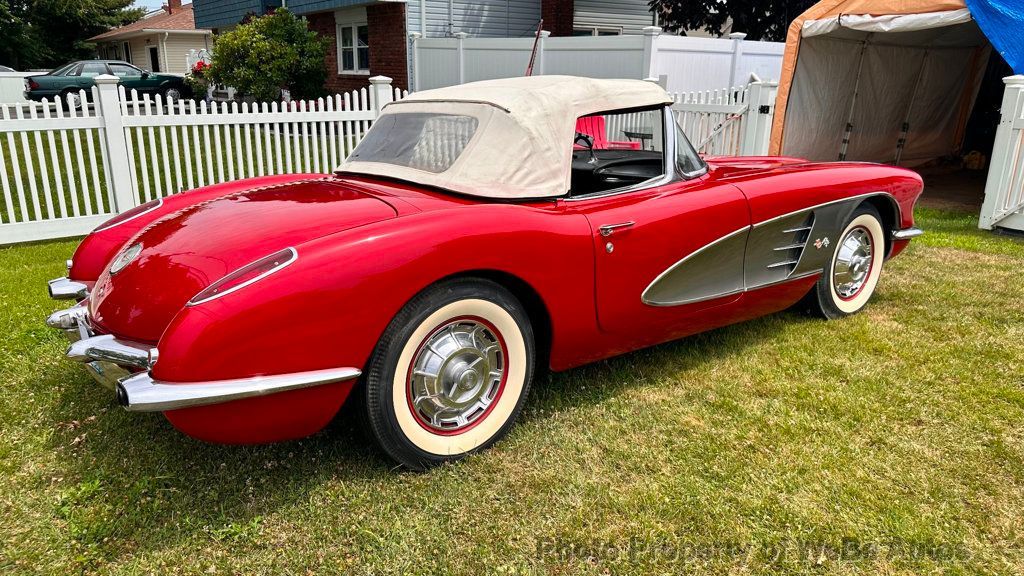 1959 Chevrolet Corvette 11