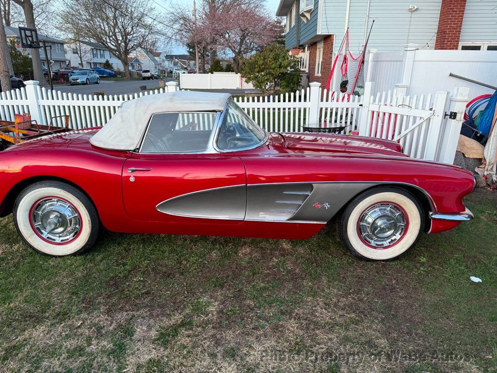 1959 Chevrolet Corvette 13