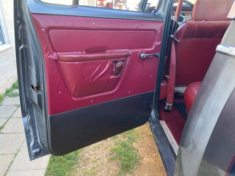 1985 Dodge RAM 350 36