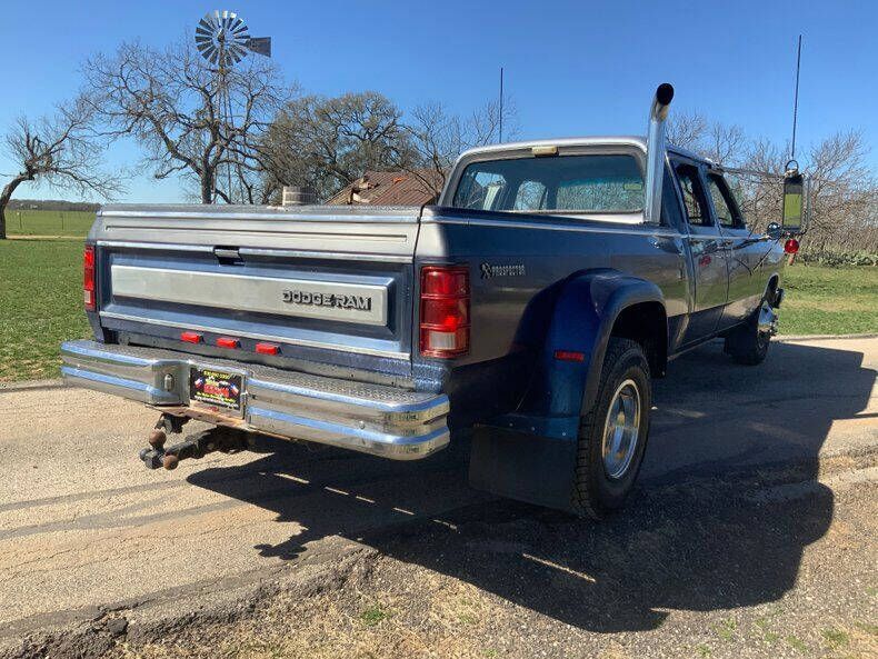 1985 Dodge RAM 350 52