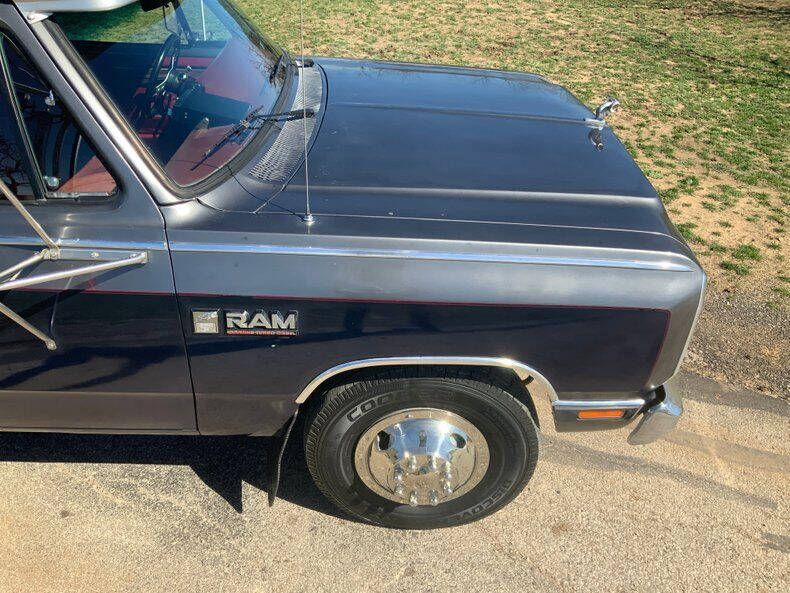 1985 Dodge RAM 350 94