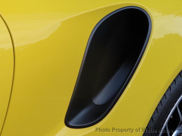 2015 Porsche 911 12