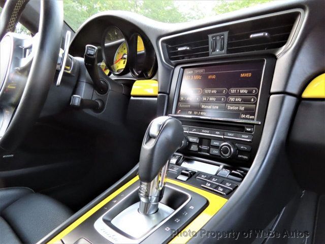 2015 Porsche 911 34