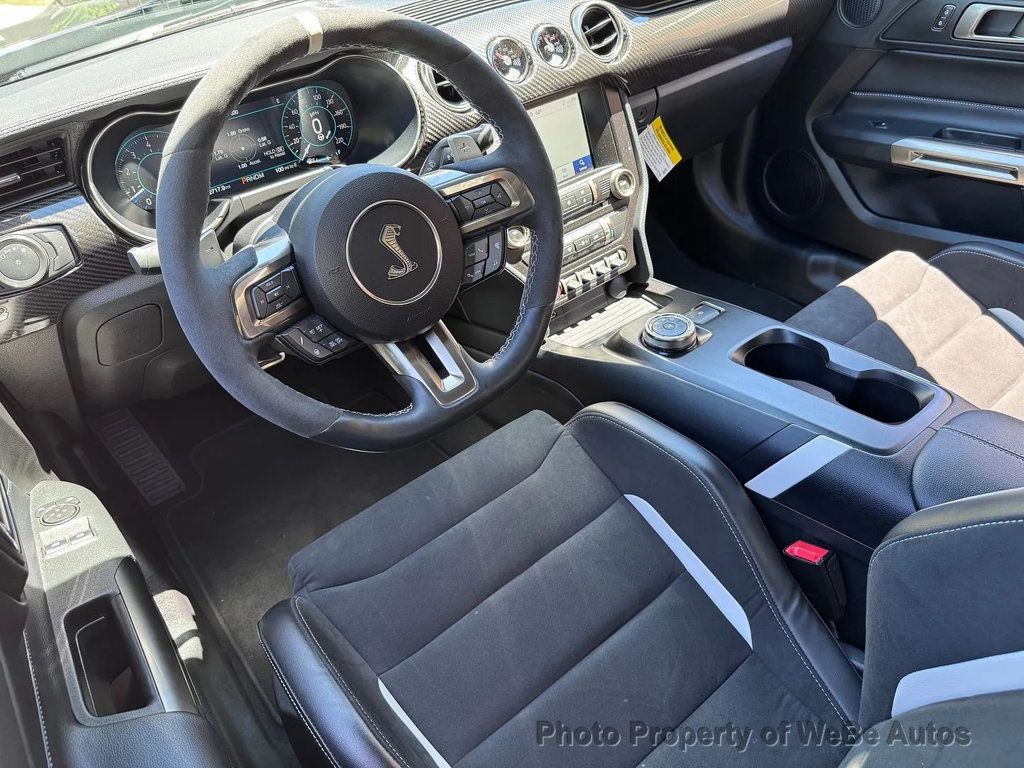 2021 Ford Mustang 16