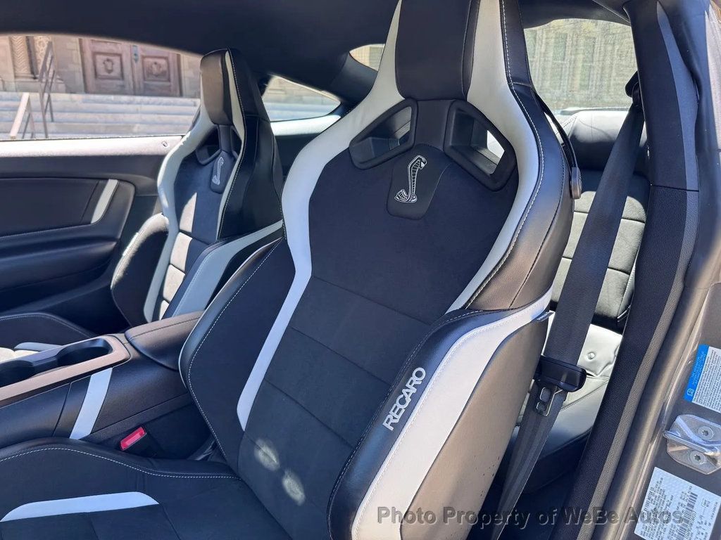 2021 Ford Mustang 19