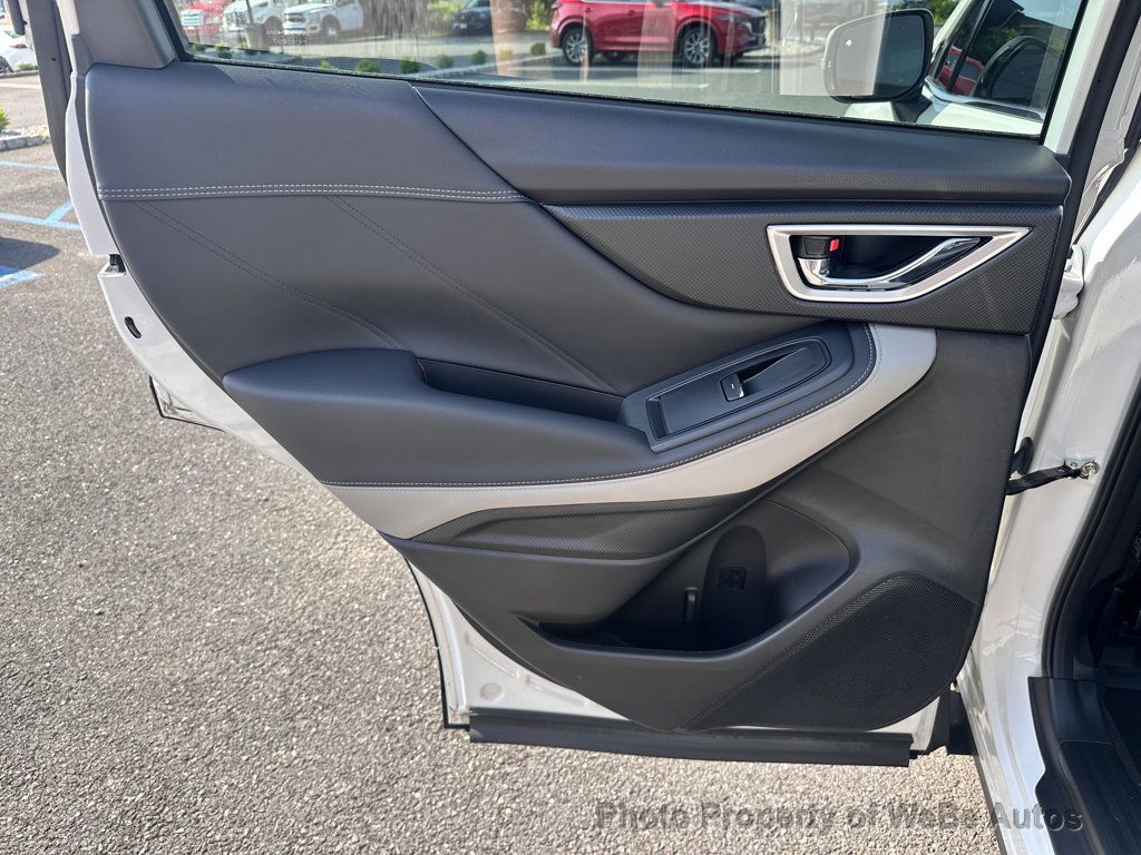 2023 Subaru Forester 33