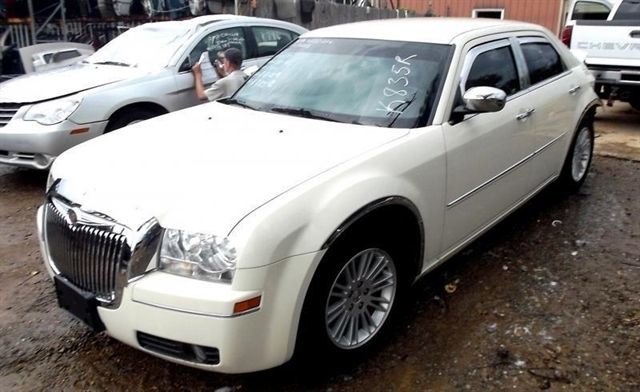 2009 CHRYSLER 300 