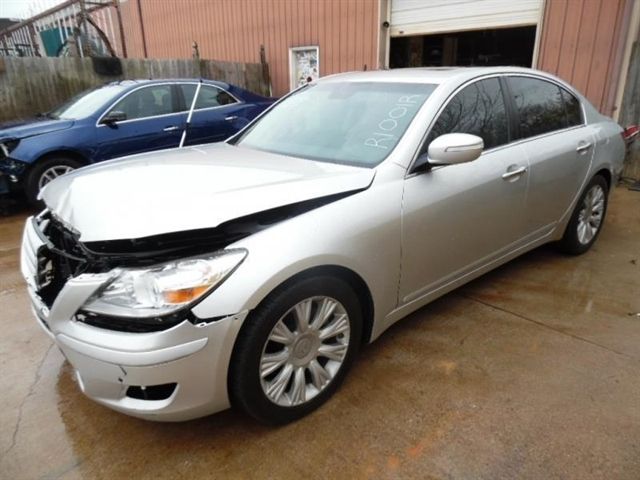2009 HYUNDAI GENESIS 